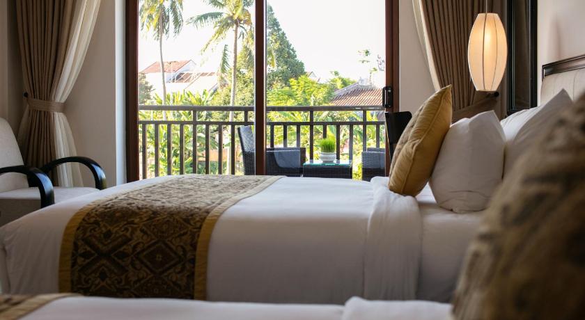 Image of Premium Deluxe Balcony 6