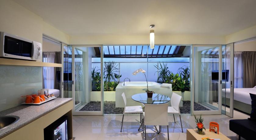 バリ HARRIS Hotel & Residences Sunset Road 4つ星 ホテル 施設