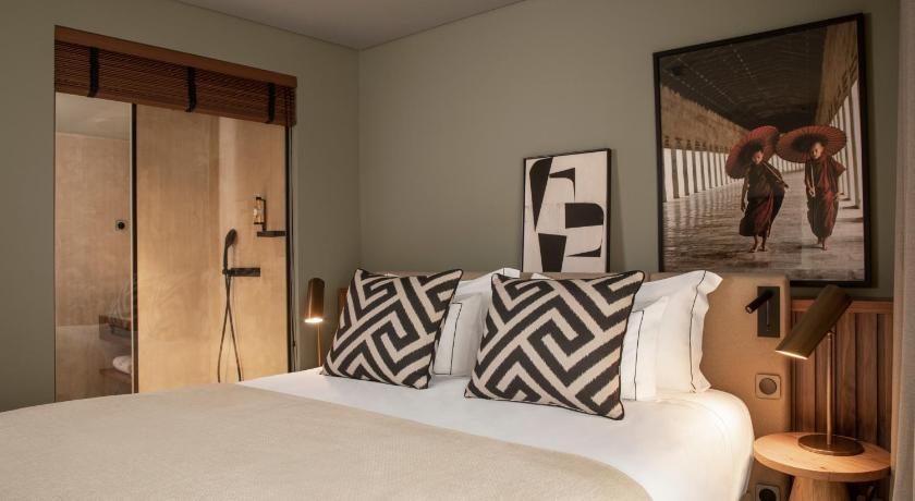 Fontinha Porto, Trademark Collection by Wyndham photo