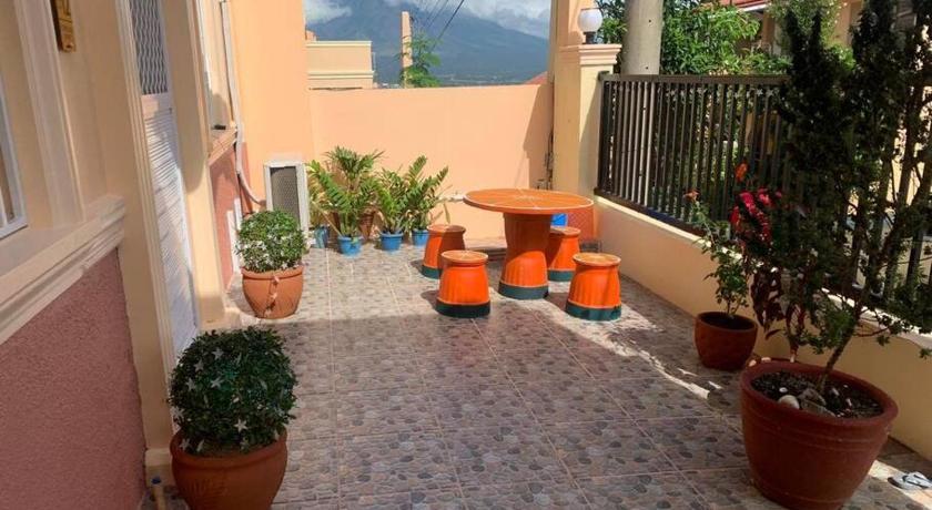 Cherish the lavishly furnished house with garden photo