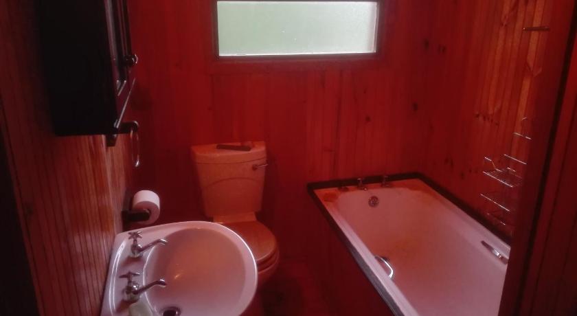 Emerald Hill Cabin photo