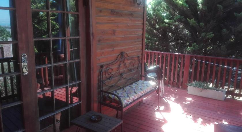 Emerald Hill Cabin photo