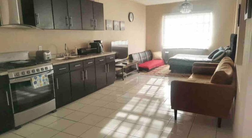 Otay Studio great patio near Otay Crossing & Airport photo