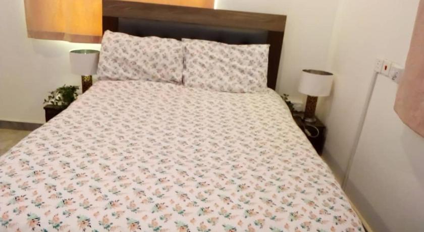 Janesis Holiday Homes photo