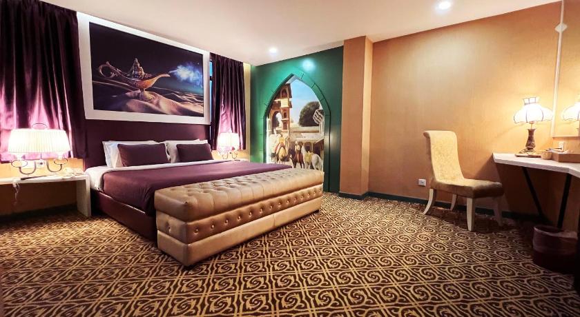 Image of Theme Room 5