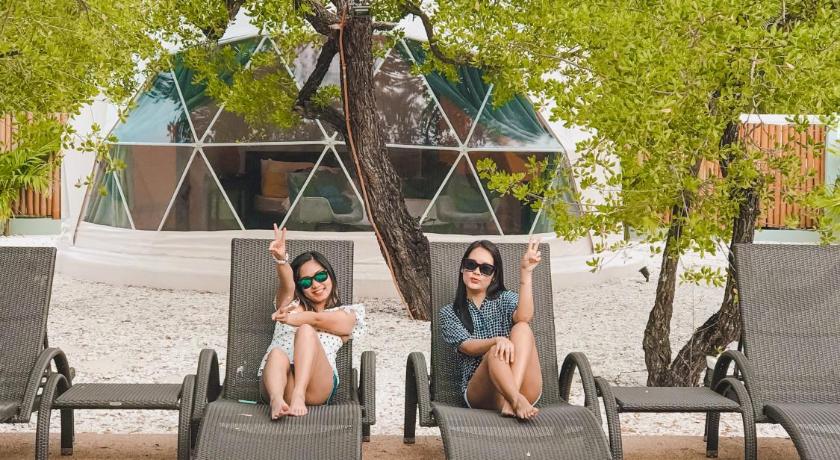 Aquamare Beach Camp Resort photo