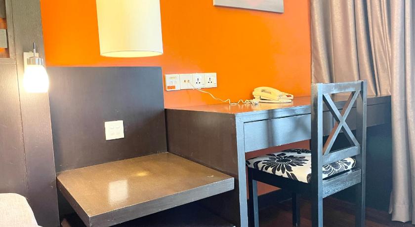 Sunway Resort Suites max 4 pax studio 1 mins walk to Sunway Pyramid photo