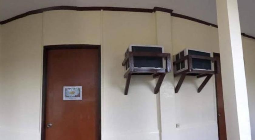 Image of Double Room with Shared Toilet and Bathroom 9