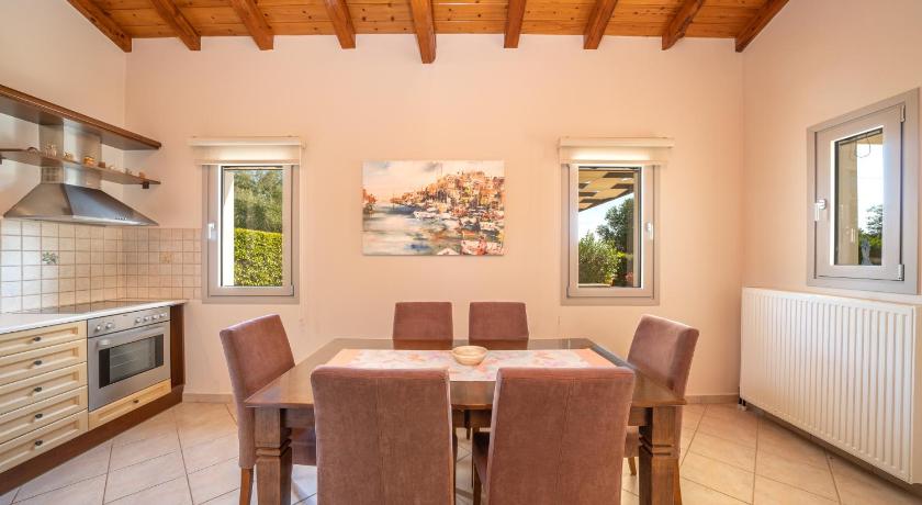 Image of Three-Bedroom House 7
