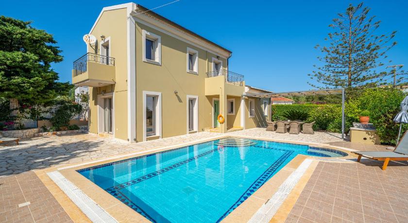 Image of Three-Bedroom House 14