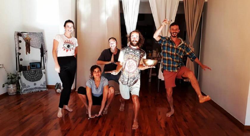 Urban Yoga House Hostel & Retreat photo