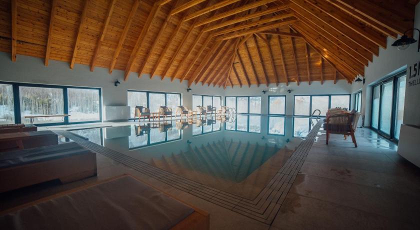 Hotel Kulla e Bajraktarit photo