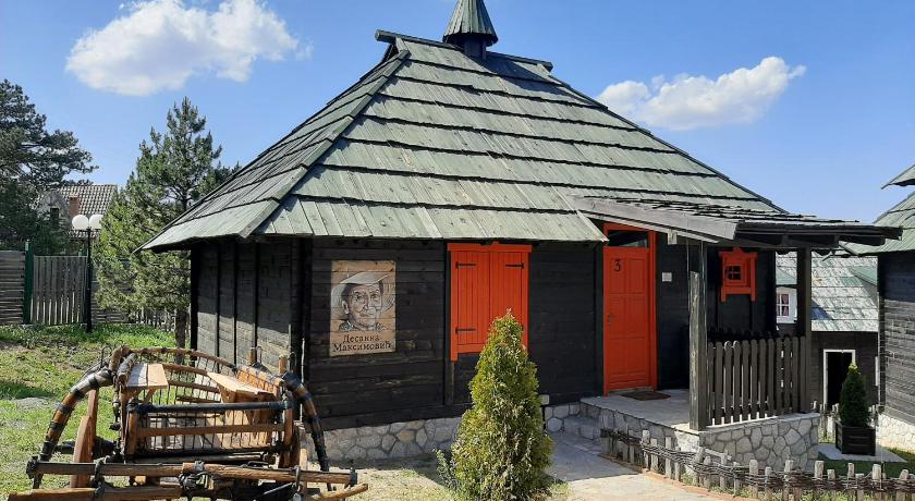 El Paso City, Zlatibor - Unique Wooden Cottages, Treehouse, Wild West Rooms, accommodation 1-6 peopl