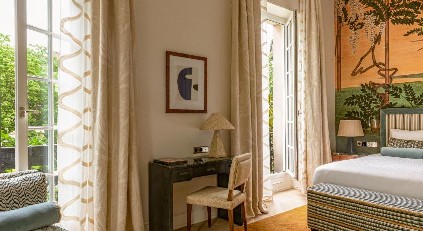 Image of Deluxe Room 3