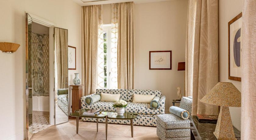 Image of Deluxe Room 1
