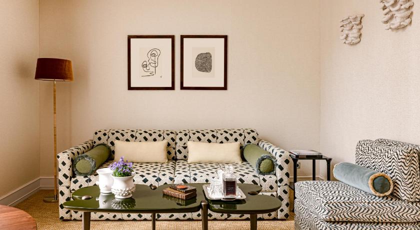 Image of Suite 0