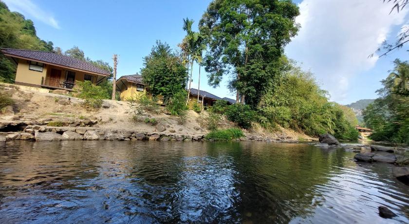 Image of River View Deluxe Balcony 16