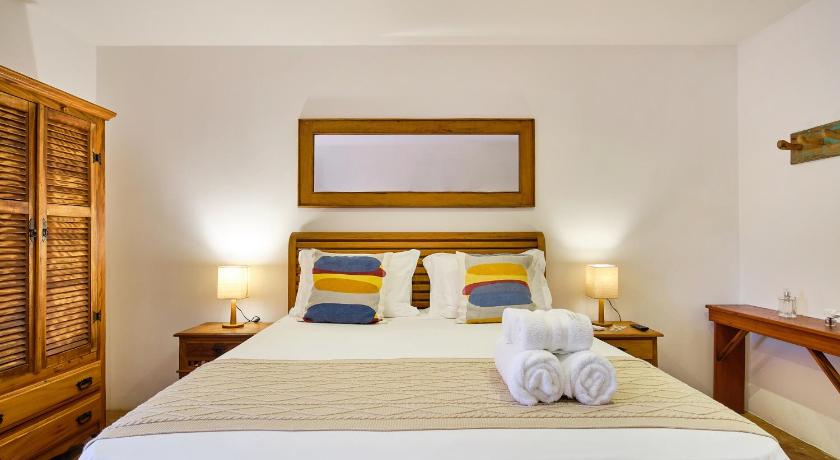 Image of Standard Double Room 4
