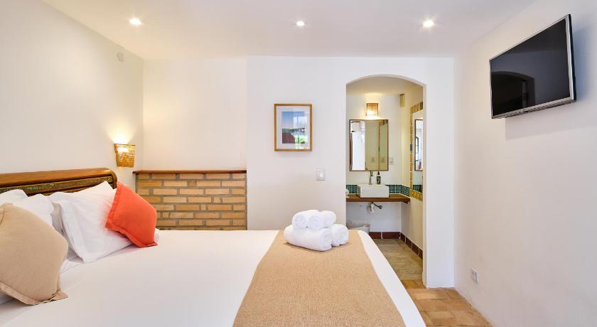 Image of Deluxe Double Room 14