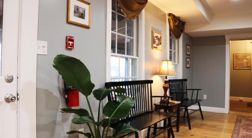 The Hammel House Inn and Restaurant photo