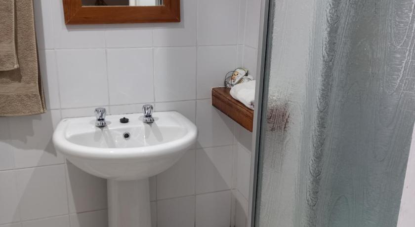 Ashtonville Terraces Guesthouse photo