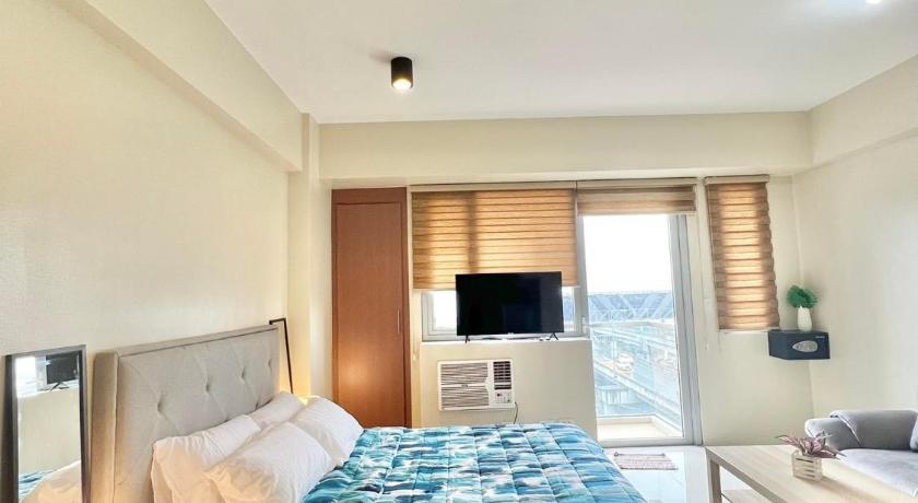 Luxury Hotel Type Condo near NAIA Manila Airport photo