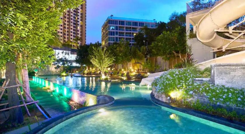 26 floor studio-unixx condo pattaya photo