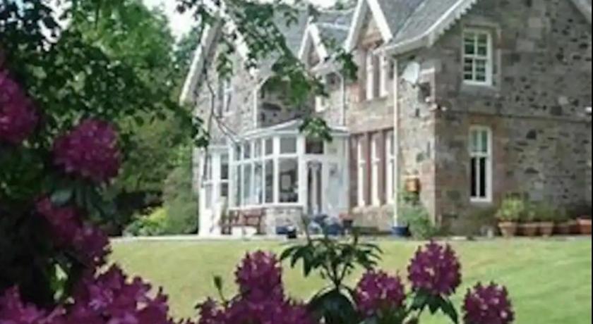 More about Glebe Country House Tarbet