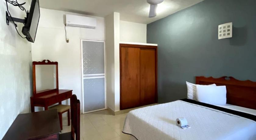 Hotel Santa Isabel photo