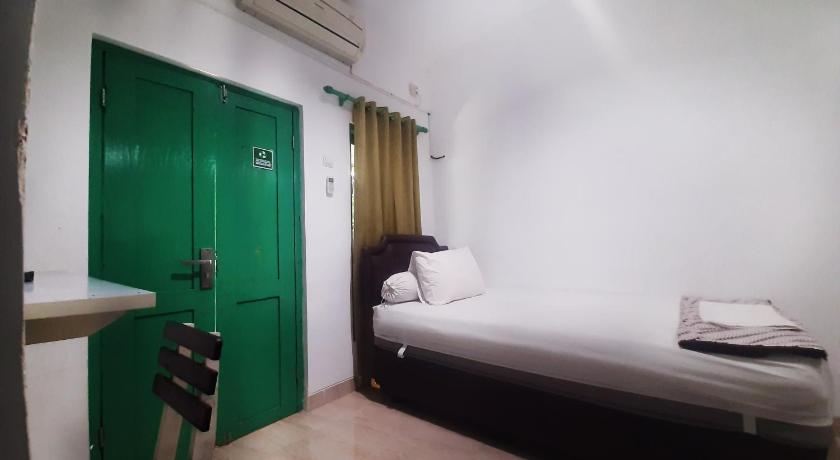 Bild von: Einzelzimmer mit Bad (Single Room with Bathroom) 5