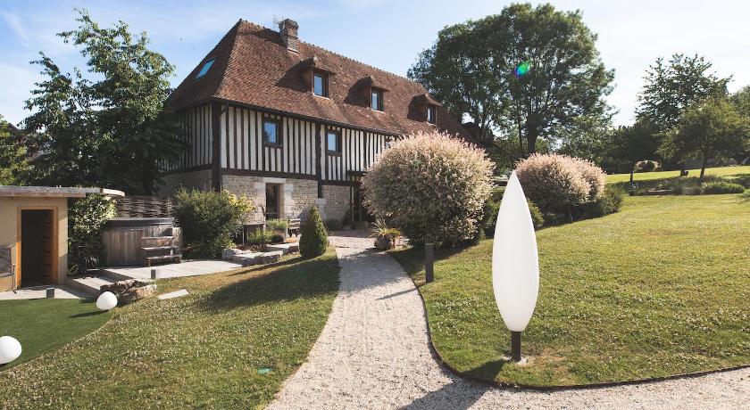 Chambres d'hotes - Domaine Le Coq Enchante