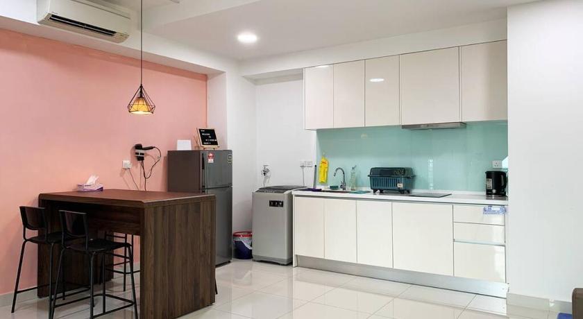 Teega Suites • Z Studio [Pool & Sea View 2+2 Pax] photo