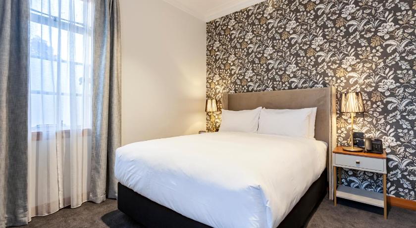 Image of Standard Queen Room 3