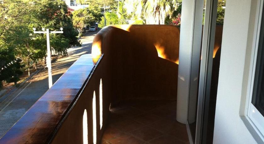 Image of Bungalow with Sea View 10