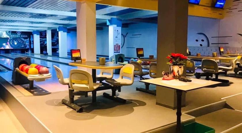 Bowling Hostel photo