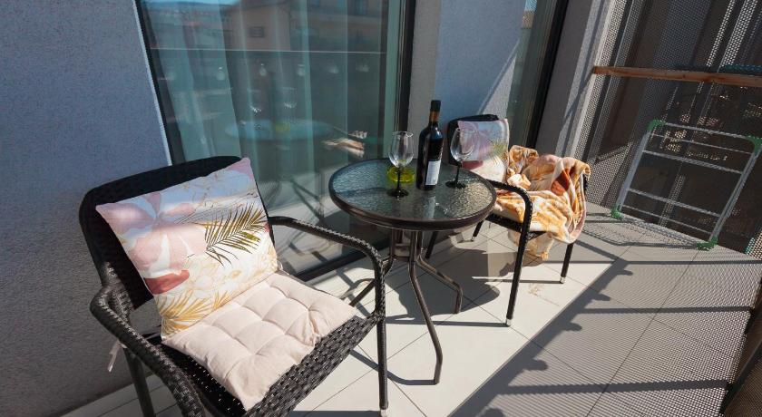 Gold Class Apartments AMS photo