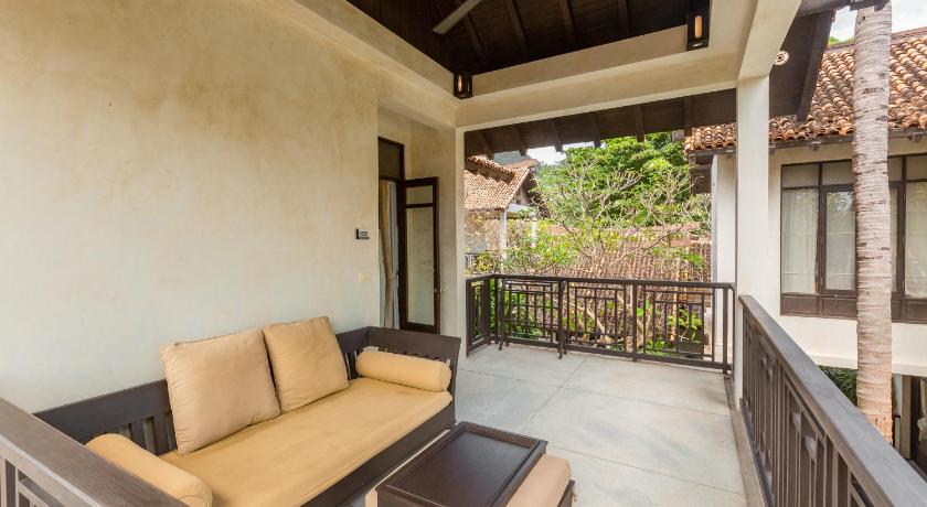 Image of Terrace Suite King 10