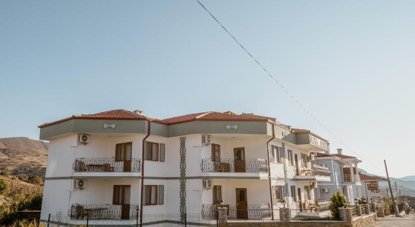 AZRA APART - image 13