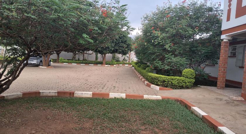 Lucia Villas Mbale photo