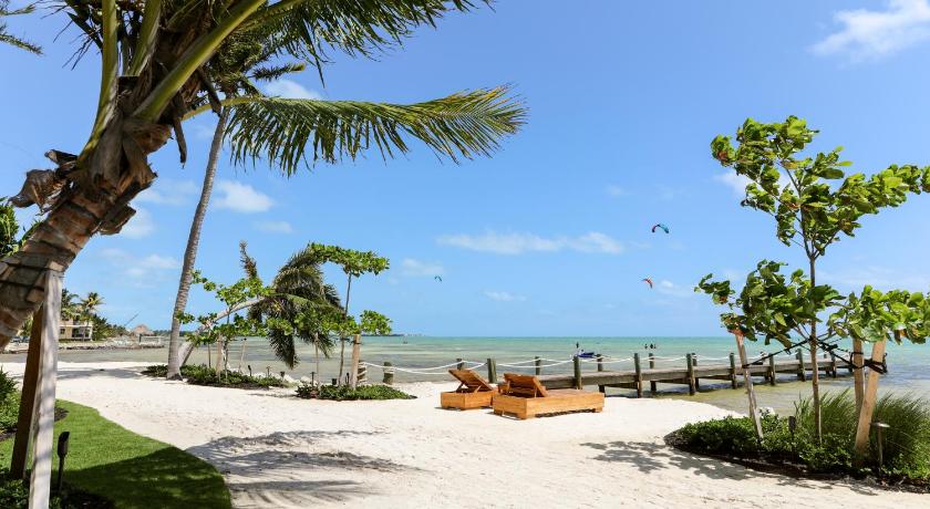 Grassy Flats Resort & Beach Club photo