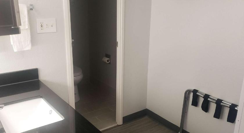 Motel 6 Mobile, AL - Airport Blvd photo