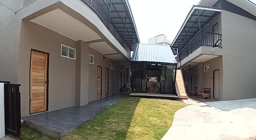 Hug Udon Hotel photo
