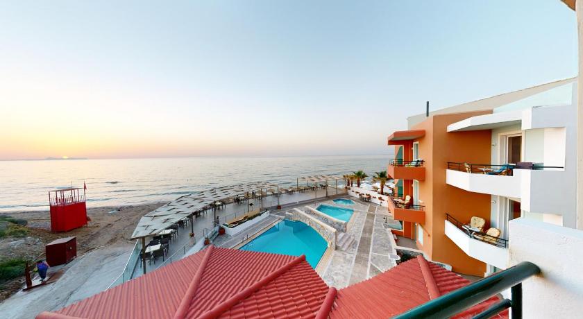 Dedalos Beach Hotel photo