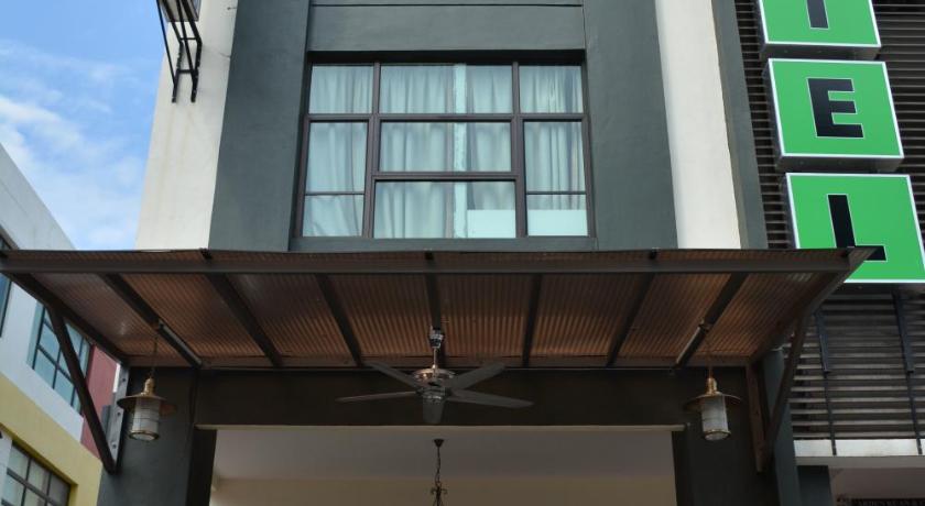 Putra One Avenue Hotel – Seri Kembangan, OH