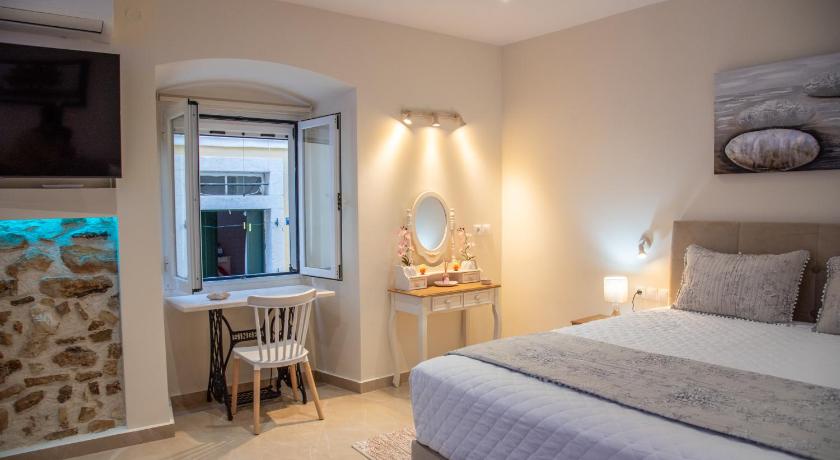 Valendino Luxury Studio in the Heart of Corfu Town photo