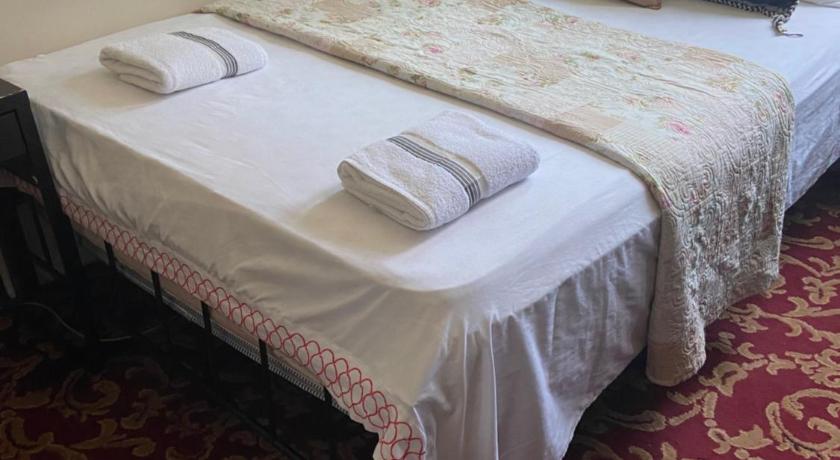 A Peaceful Room in Queens — Hotel in New York (NY)