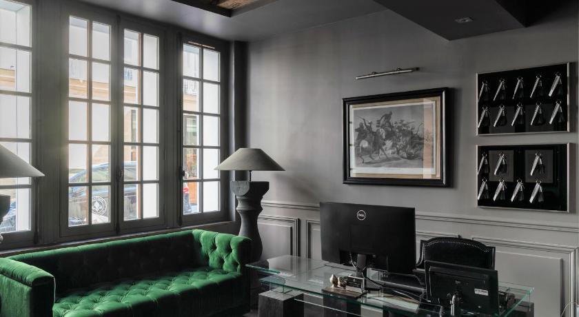 Hotel Saint-Louis en L'Isle photo
