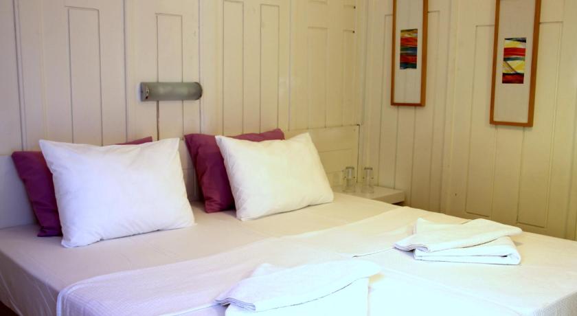 Defne Pension photo