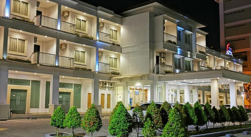 Naka Hotel Kupang — Hotel in Kupang