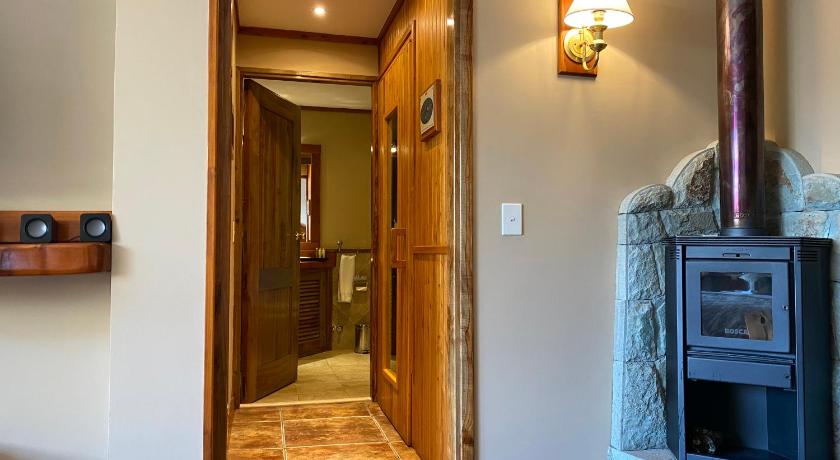 Charming Luxury Lodge & Private Spa photo